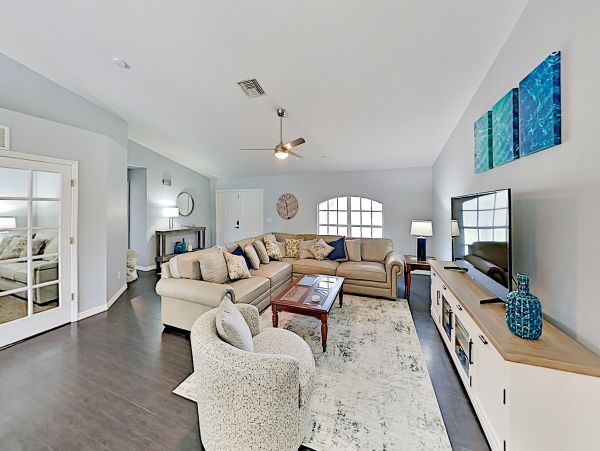Cape Coral Home 1009719