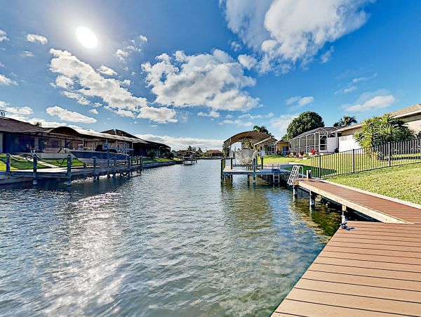 Cape Coral Home 1009720