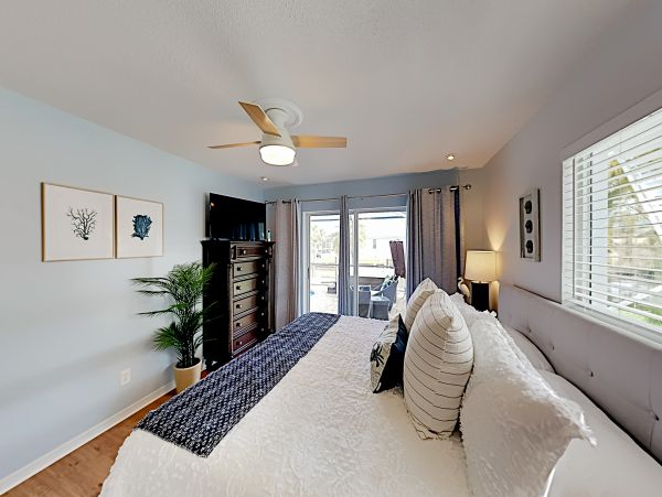 Cape Coral Home 1009721