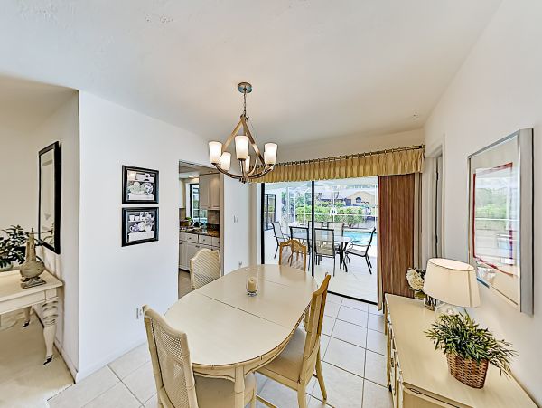 Cape Coral Home 1009722