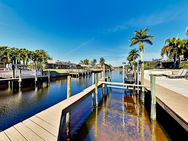 Cape Coral Home 1009724