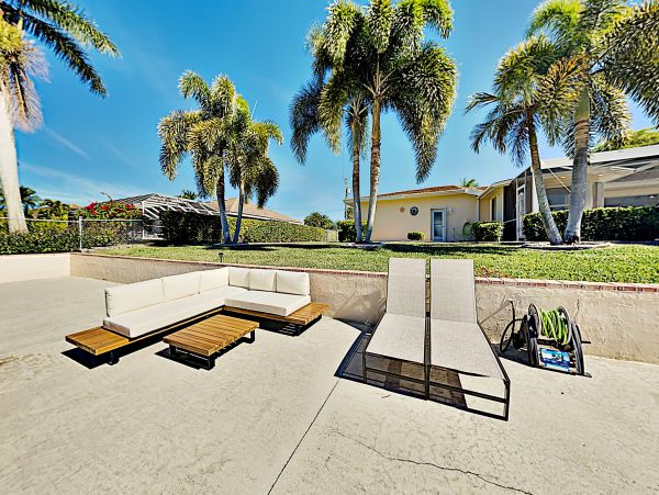 Cape Coral Home 1009724