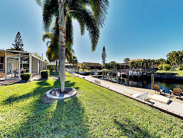 Cape Coral Home 1009724