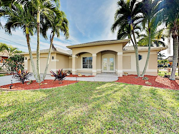 Cape Coral Home 1009725