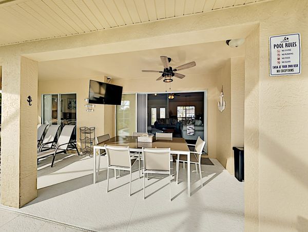 Cape Coral Home 1009725