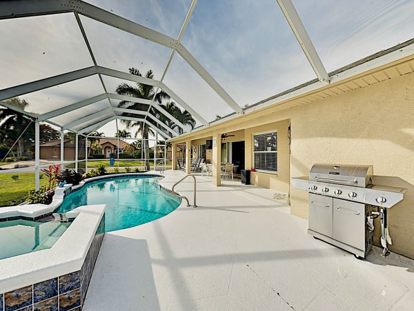 Cape Coral Home 1009725