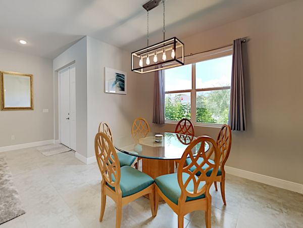 Cape Coral Home 1009726