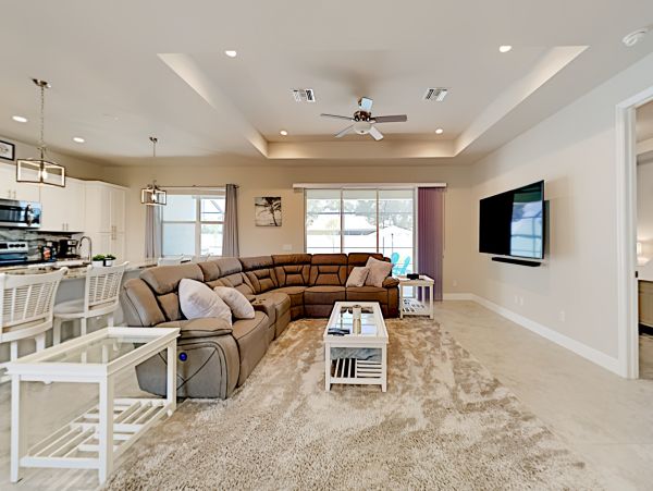Cape Coral Home 1009726