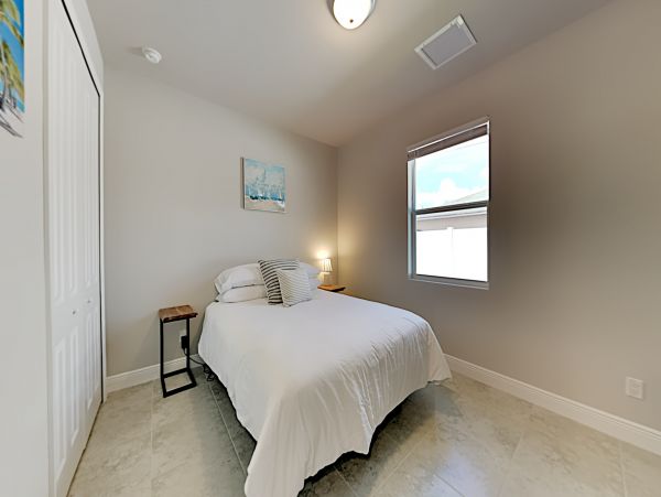 Cape Coral Home 1009726
