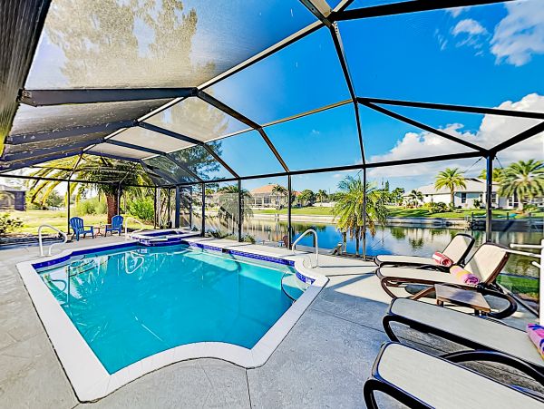 Cape Coral Home 1009727