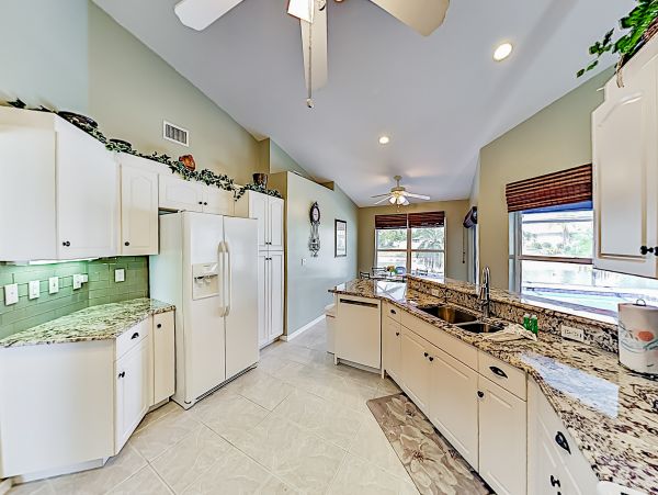 Cape Coral Home 1009727