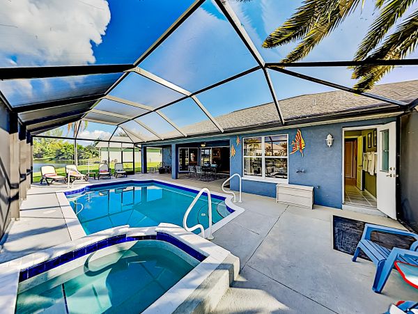 Cape Coral Home 1009727