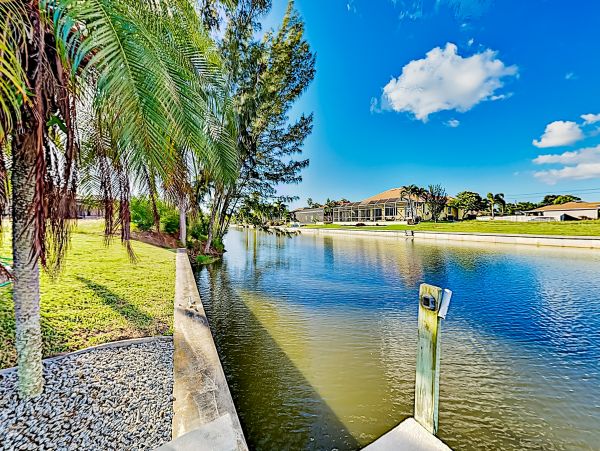 Cape Coral Home 1009727