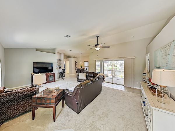 Cape Coral Home 1009728