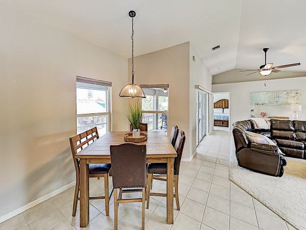 Cape Coral Home 1009728
