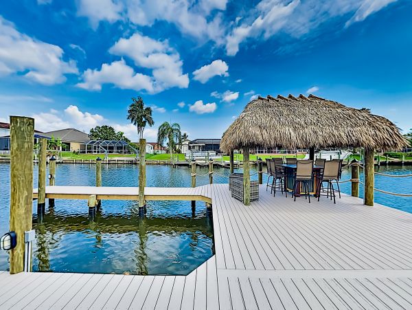 Cape Coral Home 1009728