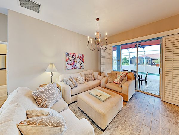 Cape Coral Home 1009729