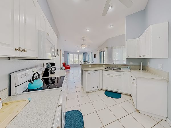 Cape Coral Home 1009730