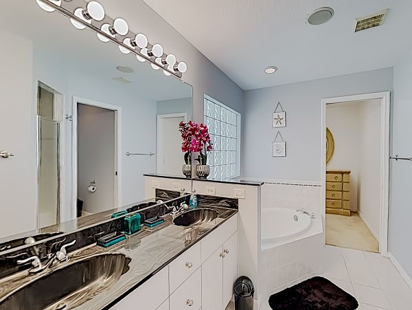 Cape Coral Home 1009730