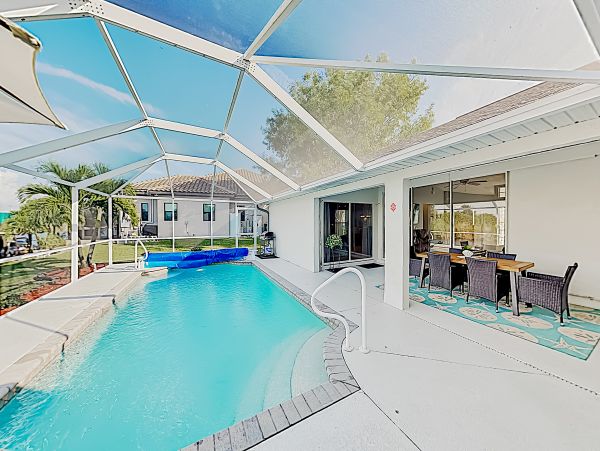 Cape Coral Home 1009730