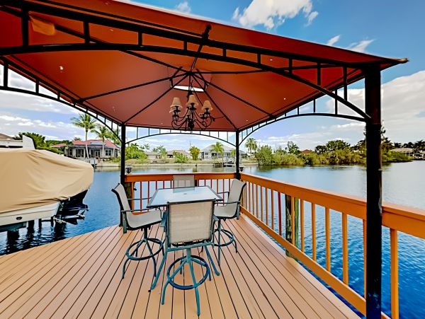 Cape Coral Home 1009731