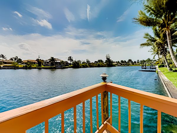 Cape Coral Home 1009731