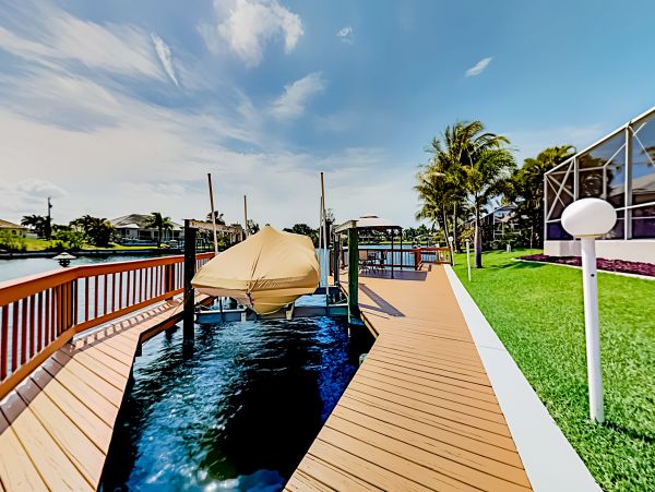 Cape Coral Home 1009731