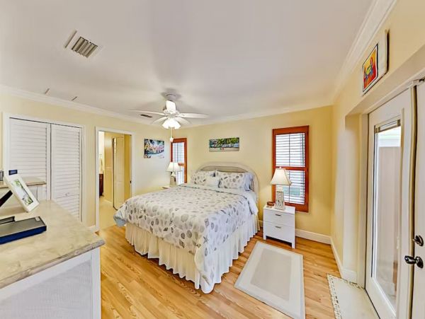 Cape Coral Luxury Vacation Home with Pool & Hot Tub