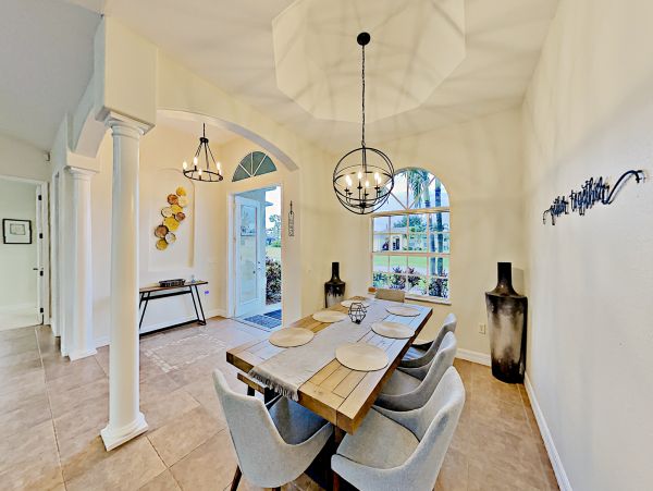 Cape Coral Home 1009733