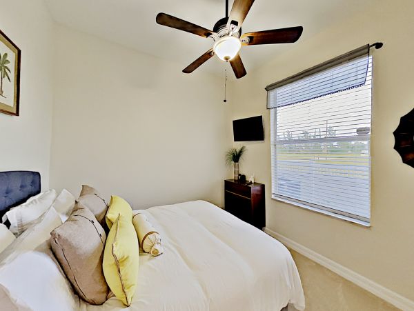 Cape Coral Home 1009733