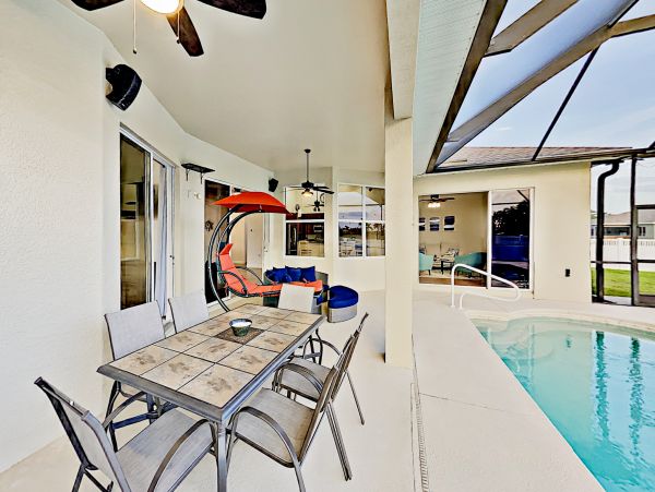 Cape Coral Home 1009733