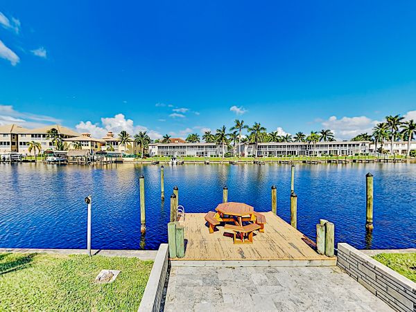 Cape Coral Home 1009735