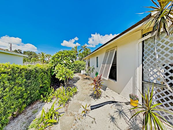 Cape Coral Home 1009736