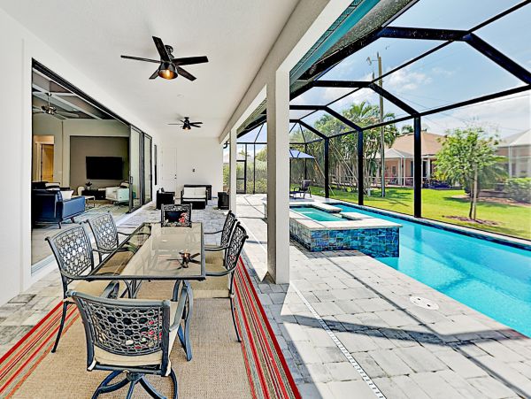 Cape Coral Home 1009737