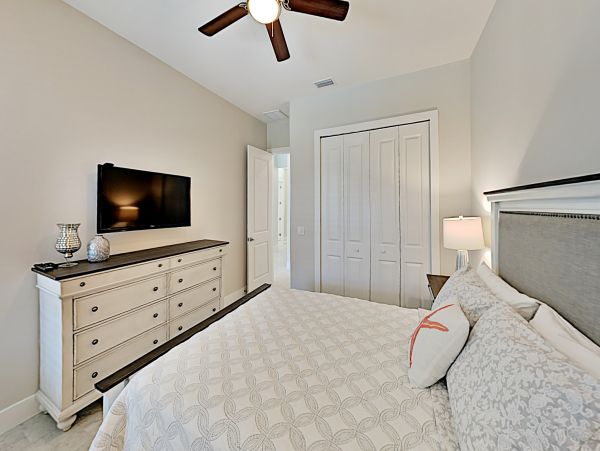 Cape Coral Home 1009737