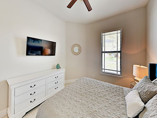 Cape Coral Home 1009737