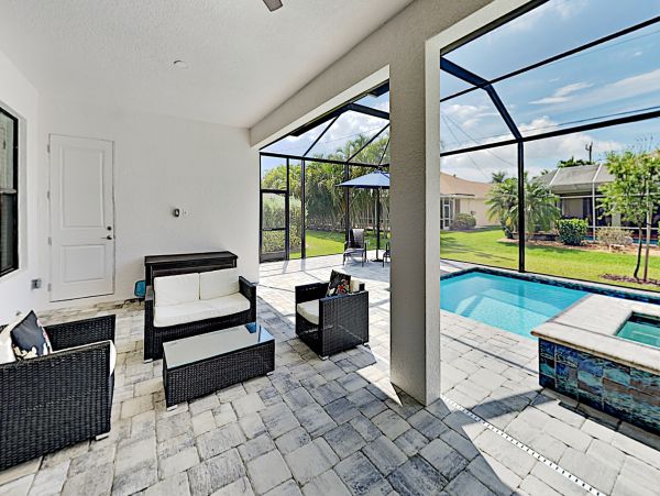 Cape Coral Home 1009737