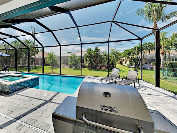 Cape Coral Home 1009737