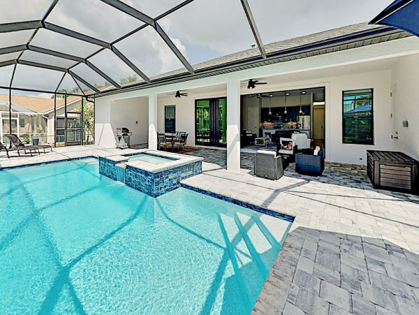 Cape Coral Home 1009737