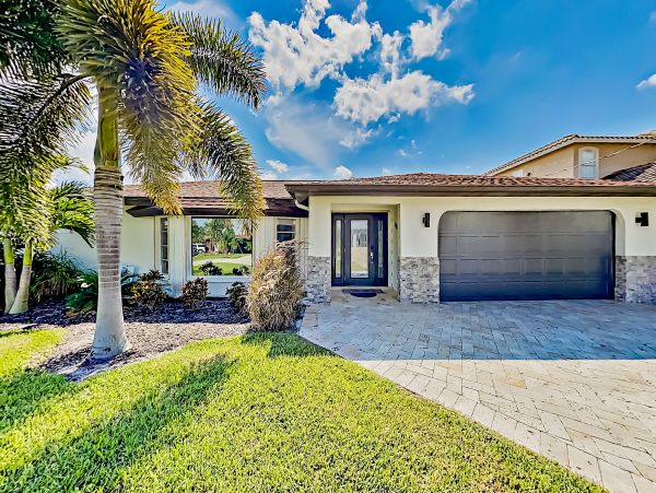 Cape Coral Home 1009738