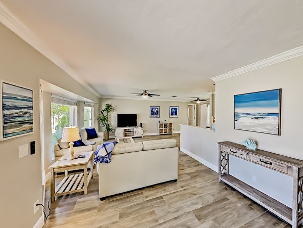 Cape Coral Home 1009738