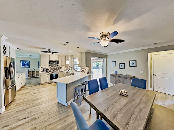 Cape Coral Home 1009738