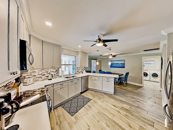 Cape Coral Home 1009738