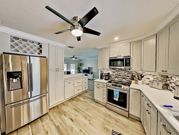 Cape Coral Home 1009738
