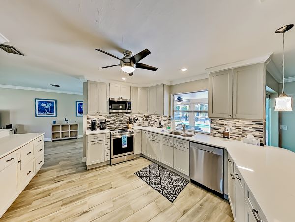 Cape Coral Home 1009738