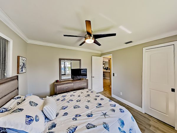 Cape Coral Home 1009738