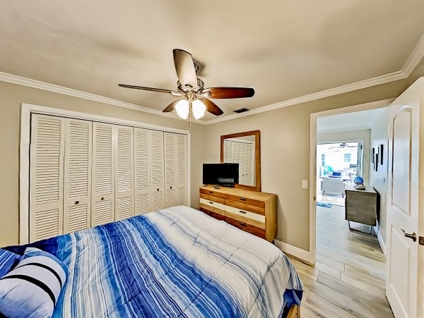 Cape Coral Home 1009738