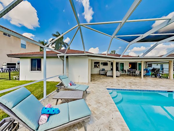 Cape Coral Home 1009738