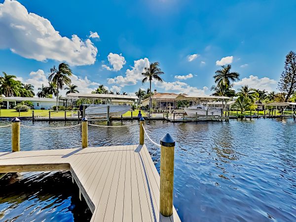 Cape Coral Home 1009738