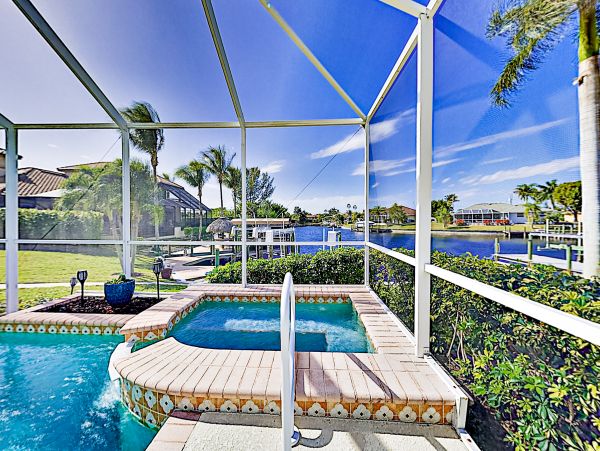 Cape Coral Home 1009739
